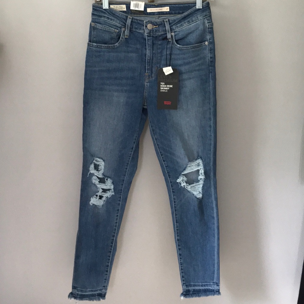 Levi’s Sculpt High-Rise Skinny Ankle Jeans, 27